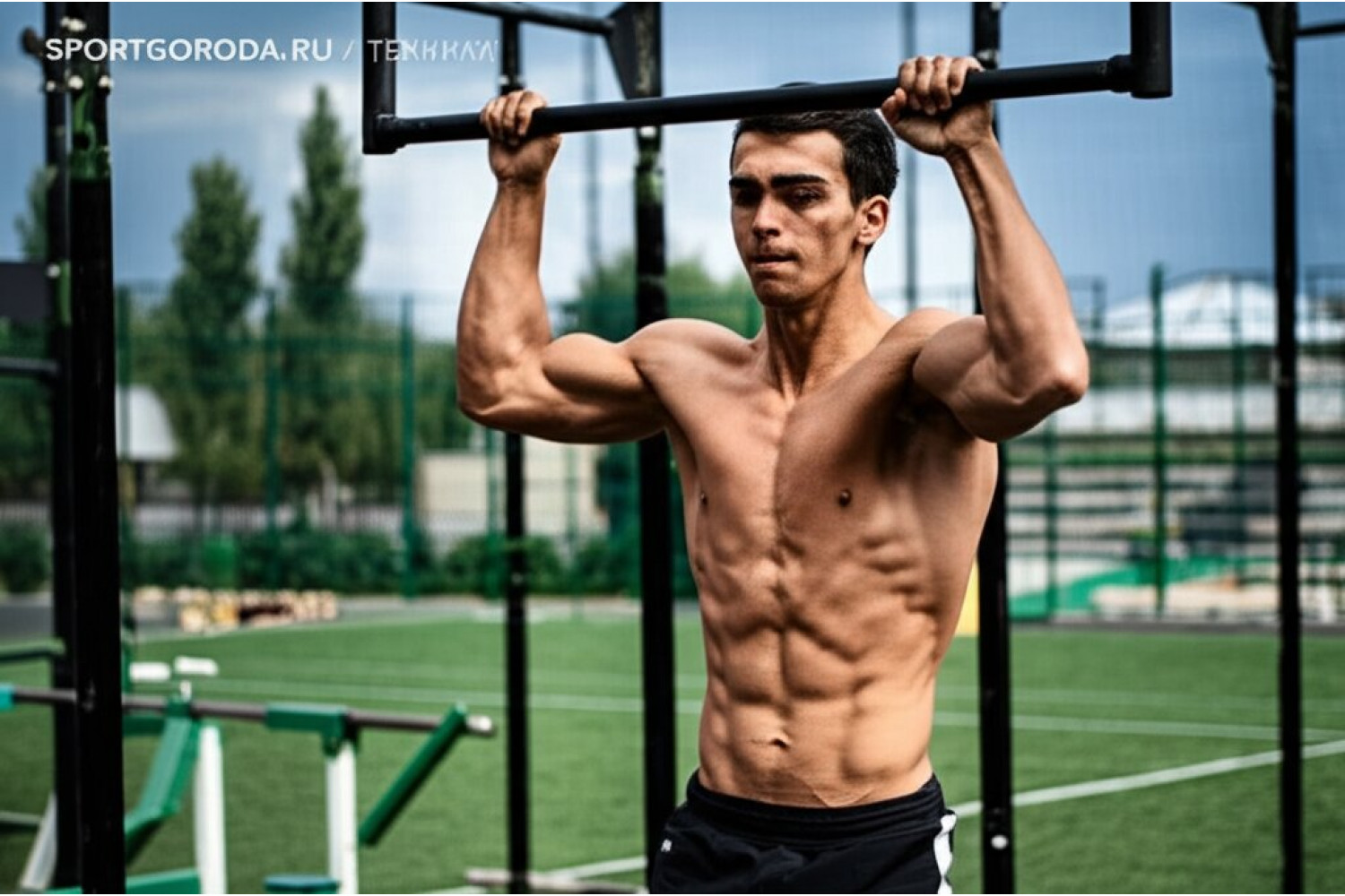 Подтягивания - техника выполнения